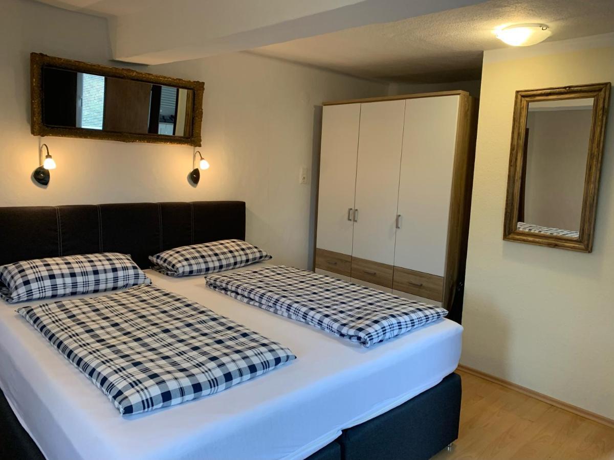 Zum Weissen Ross Hotel Nidda Buitenkant foto